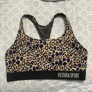 Victoria’s Secret Sport Women’s sports bra size L